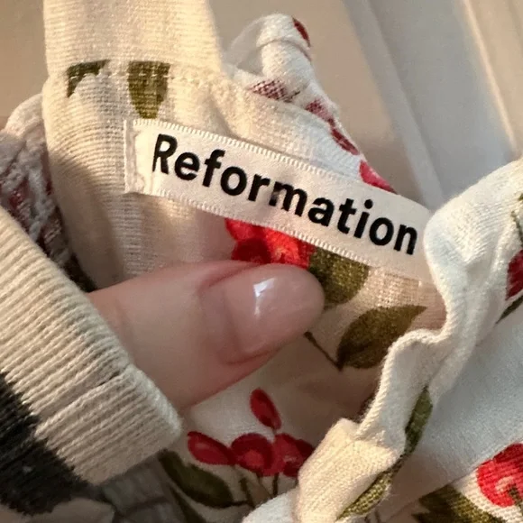 Reformation linen dress - Picture 2 of 5